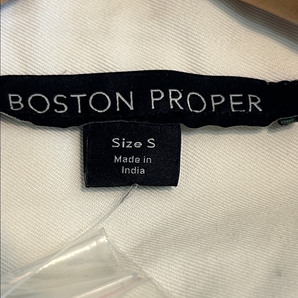 Women's Embroidered Jacket - Picture 9 of 16